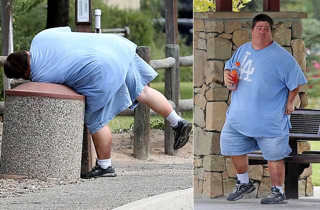 Az utcán kukázik Barbra Strisand mostohafia