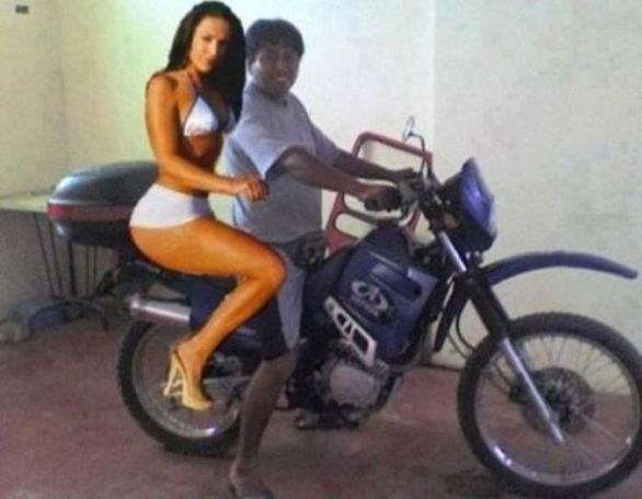 Vicces fotók: lúzer pasik, akik barátnőt photoshopoltak maguknak