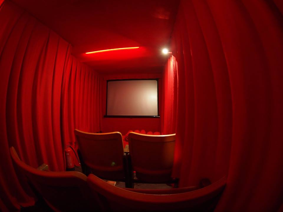 Mozibusszal hozzák házhoz az új magyar filmet Mozibusszal hozzák házhoz az új magyar filmet