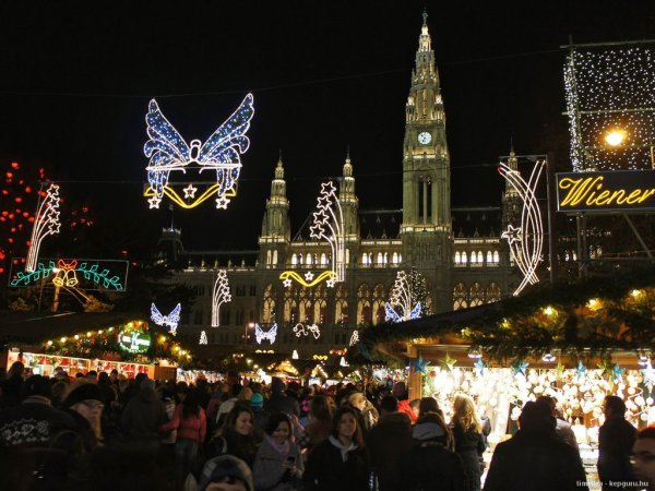 Hangulatos karácsonyi vásárok nem csak Bécsben