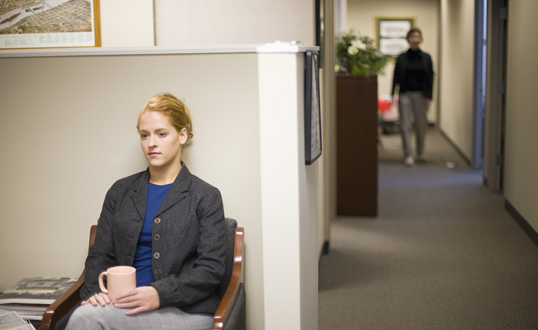 Ingyen dolgozik, mert megteheti: nem milliomos, hanem gyakornok Ingyen dolgozik, mert megteheti: nem milliomos, hanem gyakornok