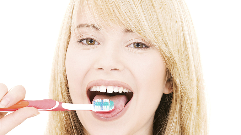 Hihetetlen, de igaz: nem mosnak fogat!