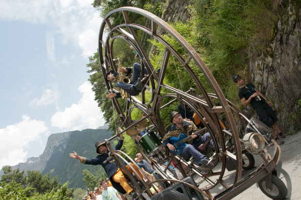 Ilyen zenekart még sosem láttál! 