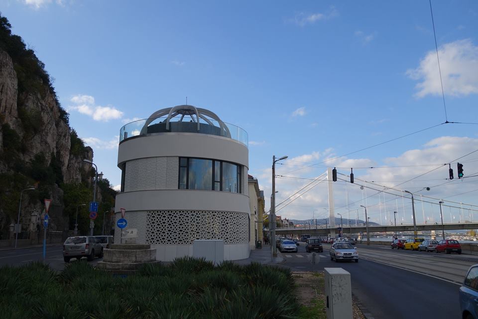 Luxuskilátás nyílik Budapest új jacuzzis étterméből