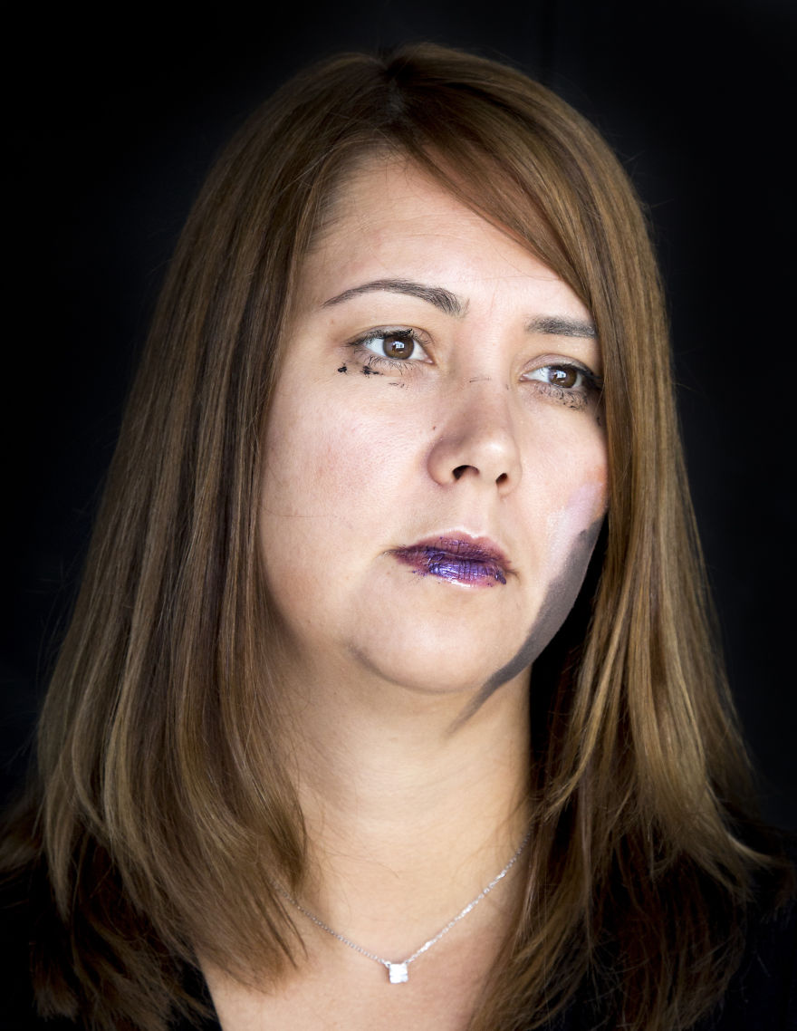 Így mutatnak az anyukák, ha a kislányaik sminkelik ki őket