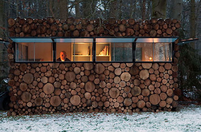 Farakásnak látszik a bájos miniház