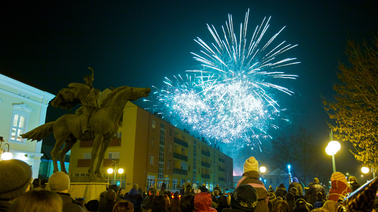 Karácsonyi feltöltődés, szilveszteri buli Hajdúszoboszlón Karácsonyi feltöltődés, szilveszteri buli Hajdúszoboszlón
