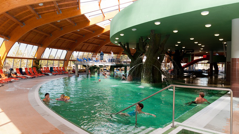 Karácsonyi feltöltődés, szilveszteri buli Hajdúszoboszlón Karácsonyi feltöltődés, szilveszteri buli Hajdúszoboszlón