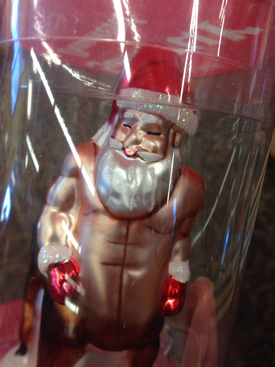 Morbid karácsonyfadíszt dobtak piacra