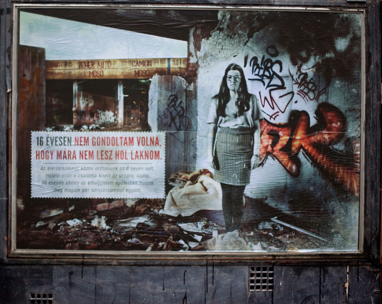 Megrázó hajléktalanportrék lepték el Budapestet