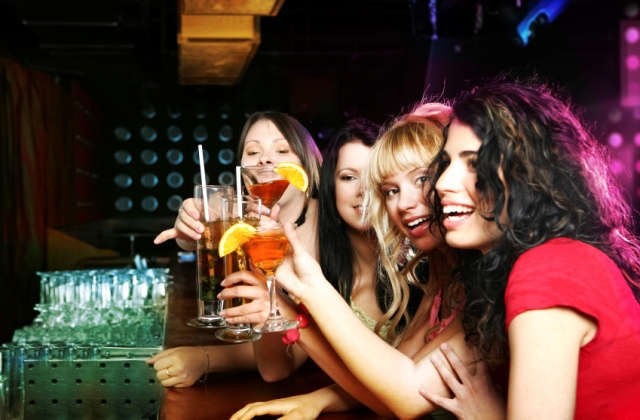 Ennyit költünk rossz szokásainkra