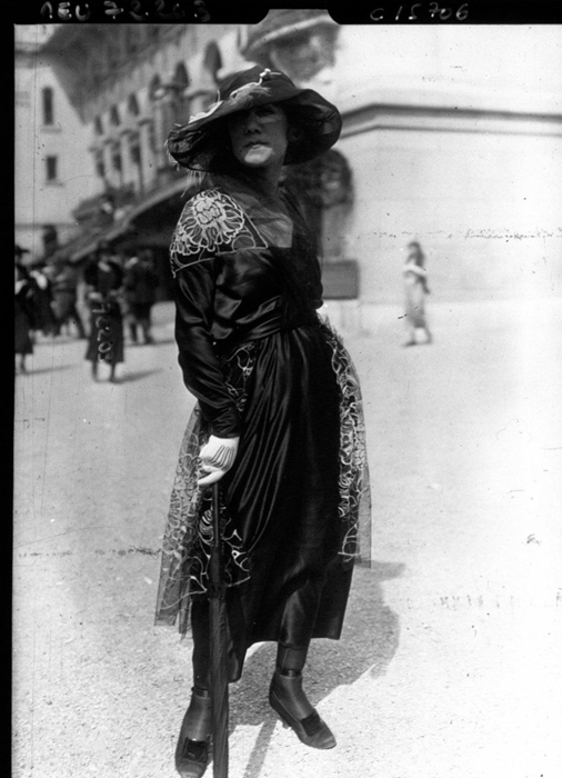 Ezek lehettek a világ első street style fotói - galéria