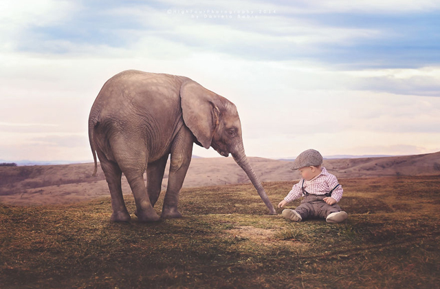 Elképesztő kalandokra küldi 10 hónapos kisfiát az anyuka 