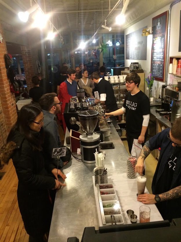 Óriási siker a kocsma, ahol nem árulnak alkoholt