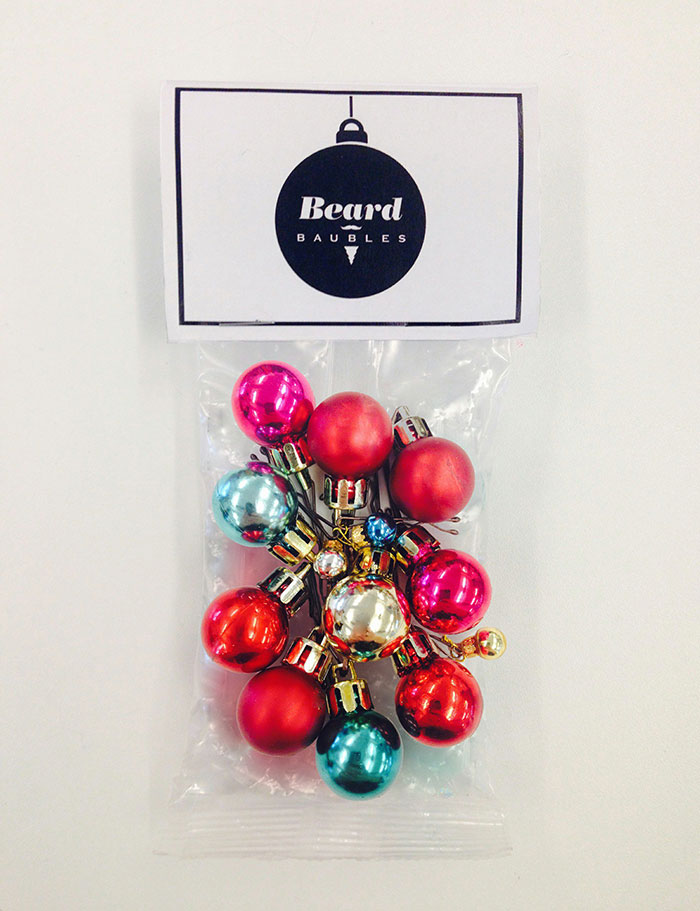 Egy újabb idióta karácsonyi ötlet: szakállgömb