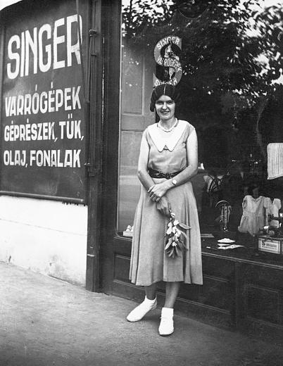 15 magyar utcaidivat-fotó a harmincas évekből 15 magyar utcaidivat-fotó a harmincas évekből