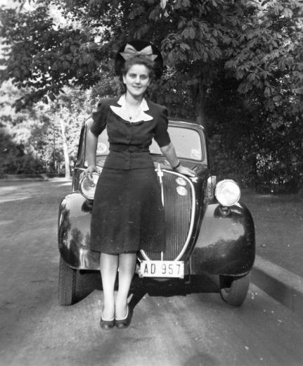 15 magyar utcaidivat-fotó a harmincas évekből 15 magyar utcaidivat-fotó a harmincas évekből