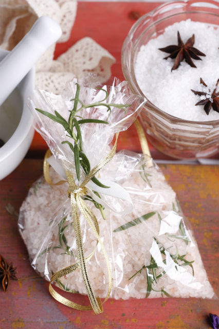 Fekete só, rózsaszín só, kristálysó: mire jók ezek? Fekete só, rózsaszín só, kristálysó: mire jók ezek?