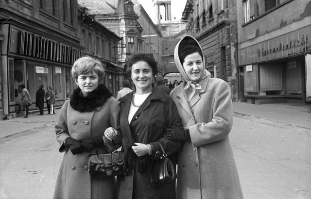 15 magyar utcaidivat-fotó az ötvenes-hatvanas évekből 15 magyar utcaidivat-fotó az ötvenes-hatvanas évekből