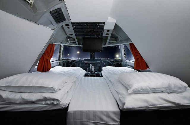 Repülőgépen alhatsz, anélkül, hogy felszállnál
