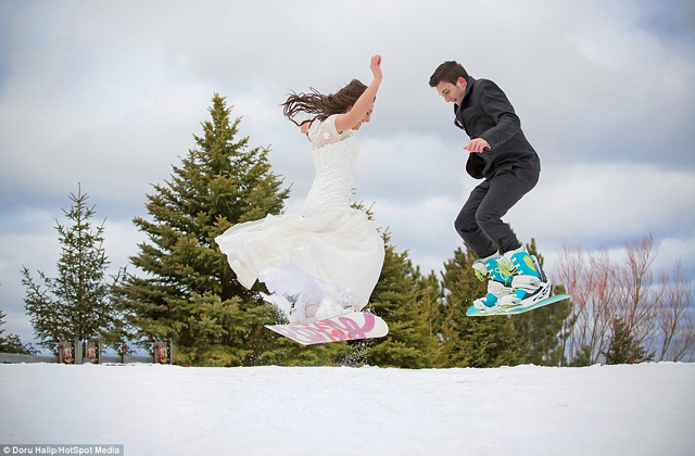 Nyolcszázezres esküvői ruhában snowboardozott a menyasszony