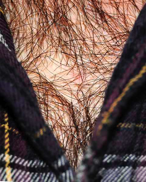 Nincs szebb a férfi mellkasszőrnél