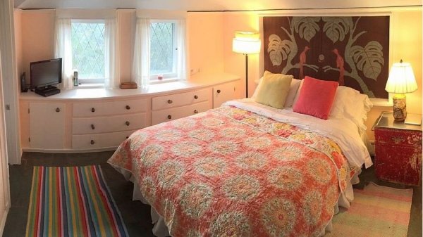 Itt bérelj hobbitkunyhót!