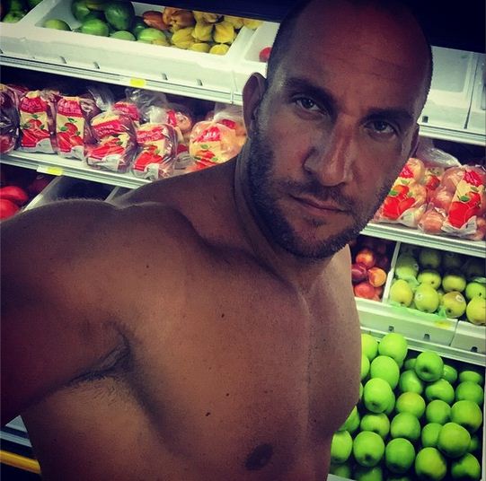 Elképesztőt villantott a szupermarketben Berki – fotó Elképesztőt villantott a szupermarketben Berki – fotó