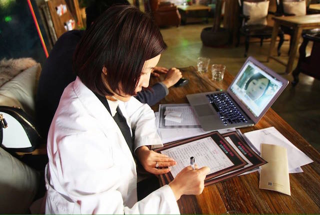 Itt ingyen ehetsz, ha elég szép vagy