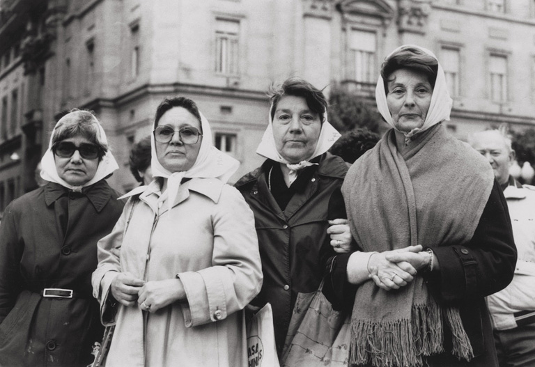 Madres De La Plaza De Mayo (1985)