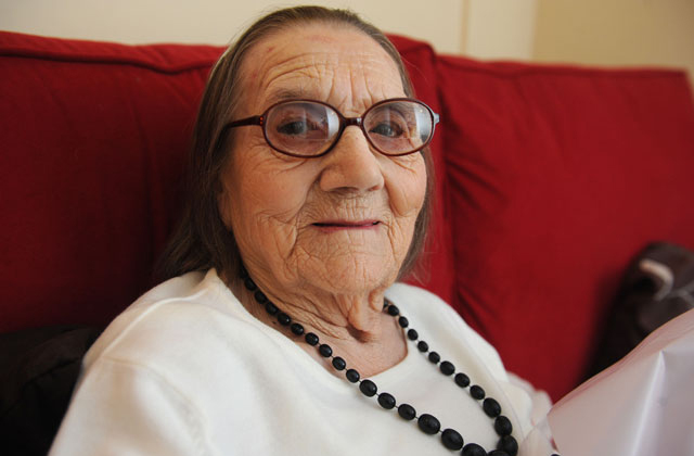 104 éves, mégsem őszül a dédi