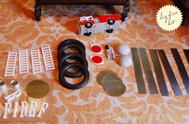 Farsangi jelmez: tűzoltóautó