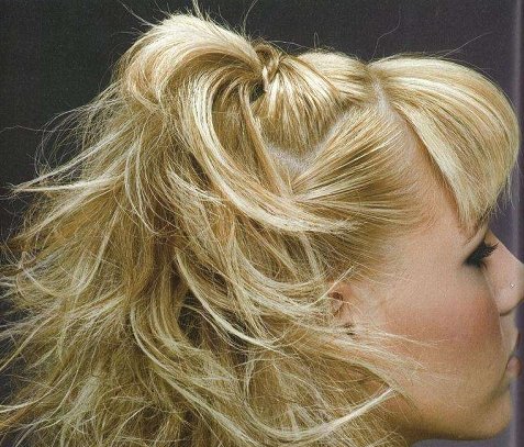 Milyen hajam legyen? Csalfa diáklányos