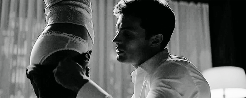 A szürke ötven árnyalata 10 szexi gifben A szürke ötven árnyalata 10 szexi gifben