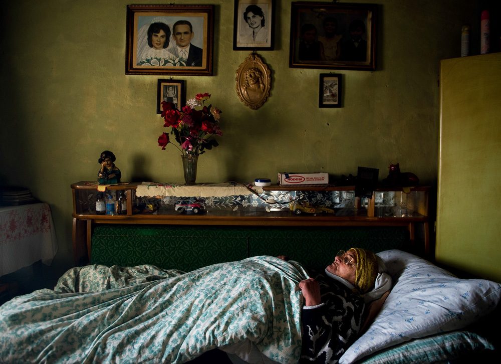 Kétezren lakják a Balkány körüli tanyákat 30 négyzetkilométeren. Sokan vezetékes víz nélkül vannak, fával fűtenek; az áramot már mindenhova bevitték. (Fotó: Stiller Ákos/National Geographic)