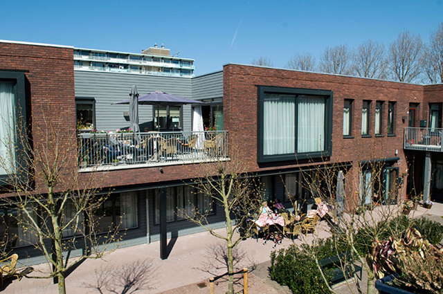 Ilyen az élet a demenciások falujában - fotók