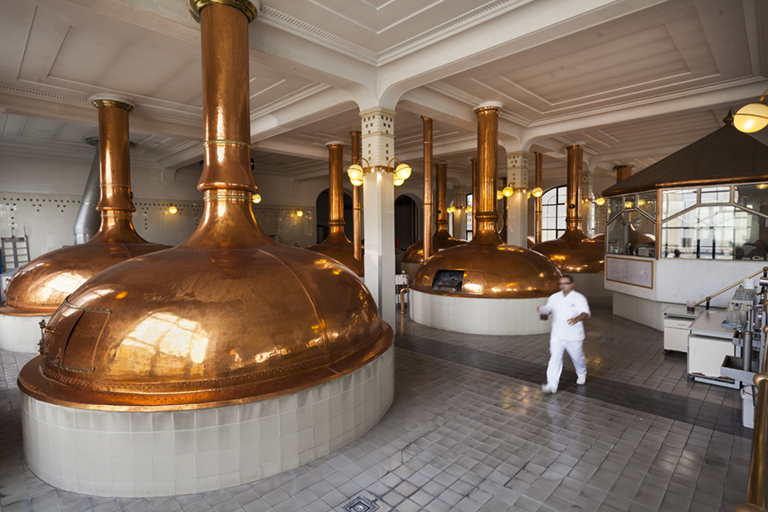 Fodrásznak készült, hentesek közt tanult a magyar sörfőző nő Fodrásznak készült, hentesek közt tanult a magyar sörfőző nő