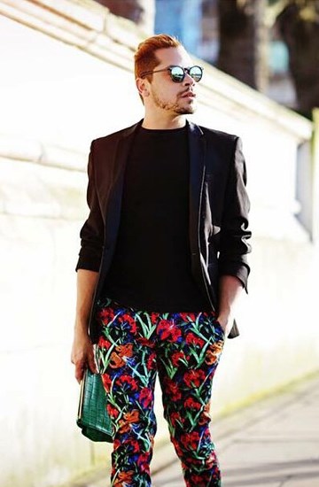 Férfinadrág? És a zöld táska?