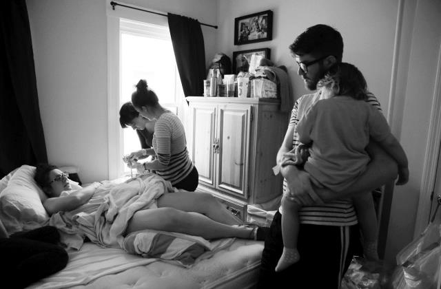 Kislánya is meglátogathatta édesanyját a szülés után.