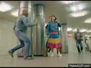 Tévé-divat: toplistás szettek gyerekkorunk sorozataiból