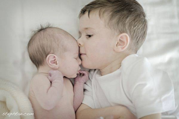 A világ leggyönyörűbb testvérfotói - képek A világ leggyönyörűbb testvérfotói - képek