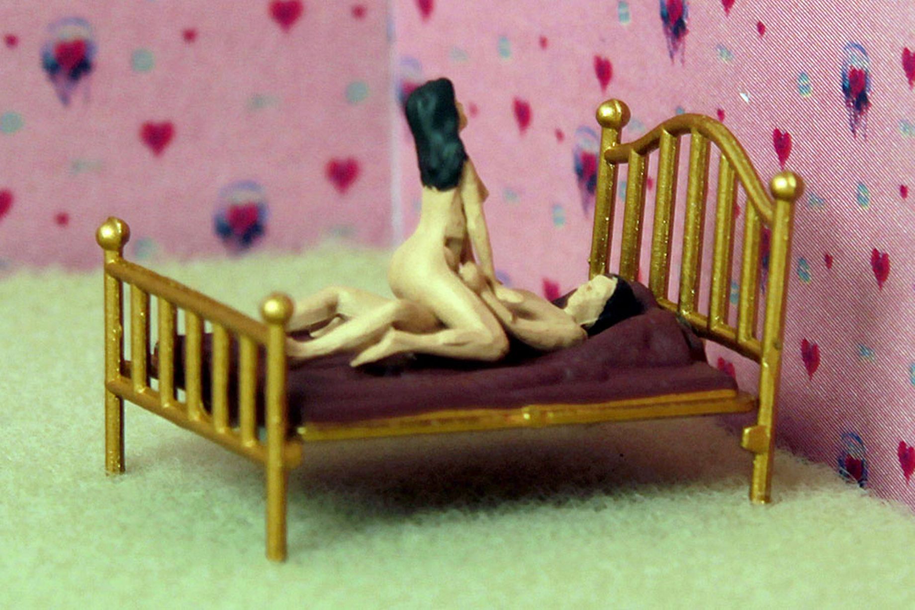 Misszionárius póz és csoportszex: a mini városban mindent szabad