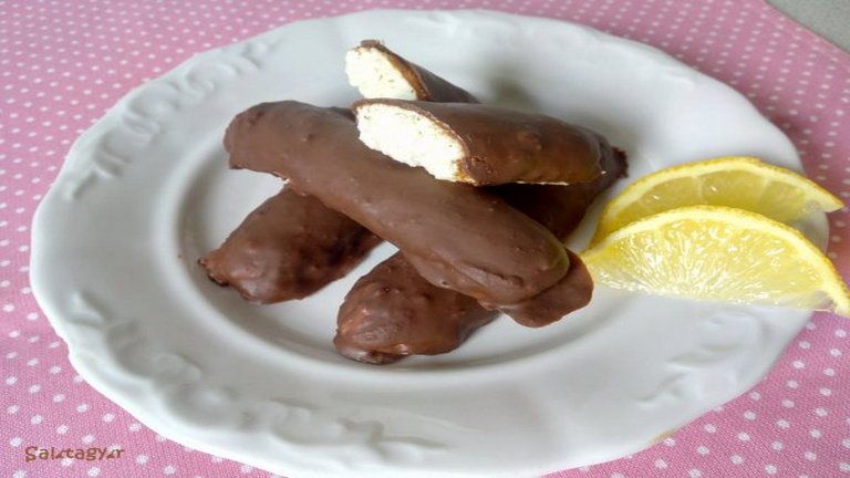 Cukormentes házi túró rudi