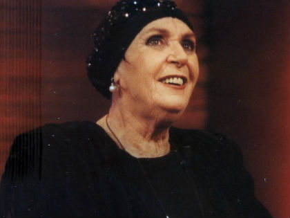 Nem engedi be a lakásába a barátait Psota Irén