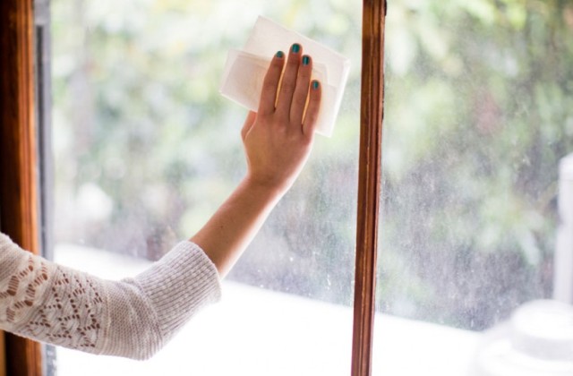 Ezekre a tisztítószerekre van szükséged ablakpucoláskor Ezekre a tisztítószerekre van szükséged ablakpucoláskor