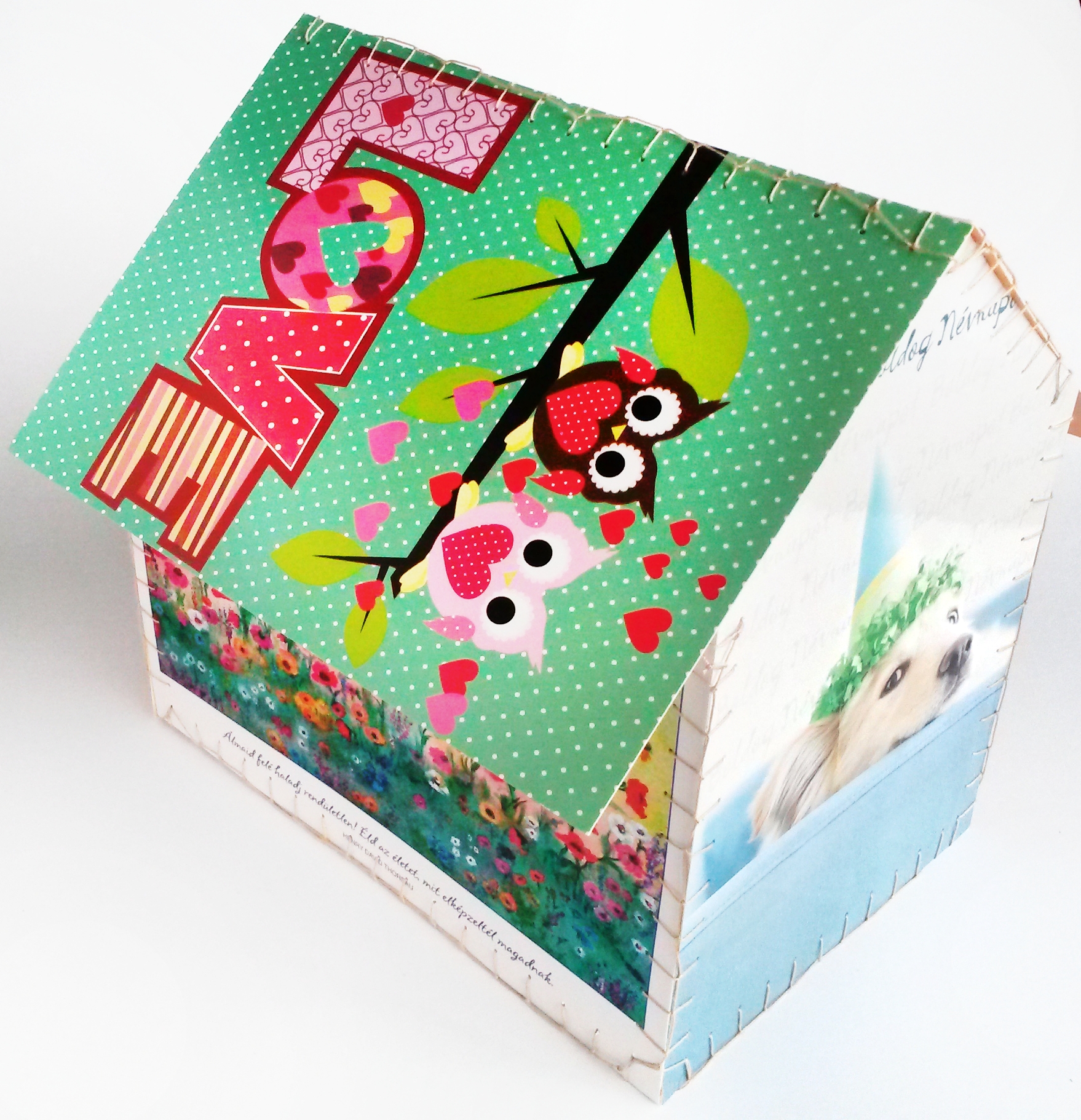 Ötletes ajándék húsvétra: házikó képeslapokból