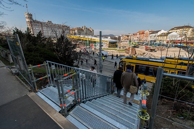 Mi lesz velünk május végéig a 4-es 6-os villamos nélkül?