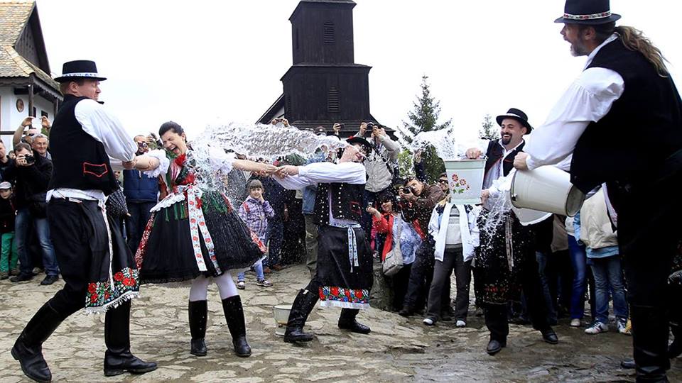 Hollókői Húsvéti Fesztivál: a legjobb családi kirándulás!