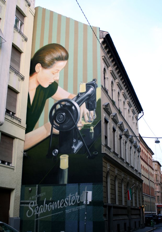 Falfirkától a művészetig - megfestett város