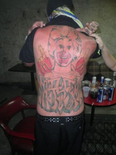 Bemutat a mecdonáldsznak...